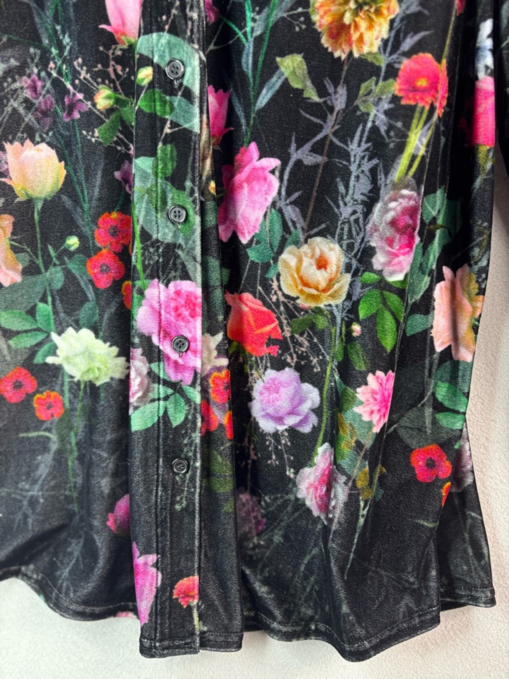 Soft Surroundings 1X Noir Blooms Velvet Black Floral Button-Down Tunic Shirt - Picture 4 of 10